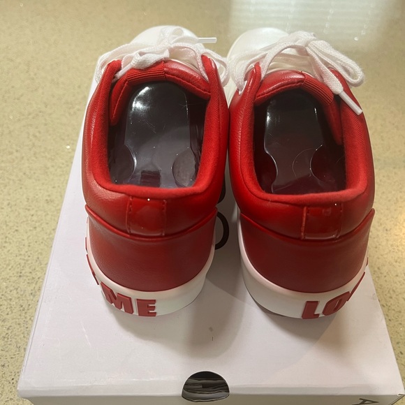 Aldo shore - Picture 3 of 6